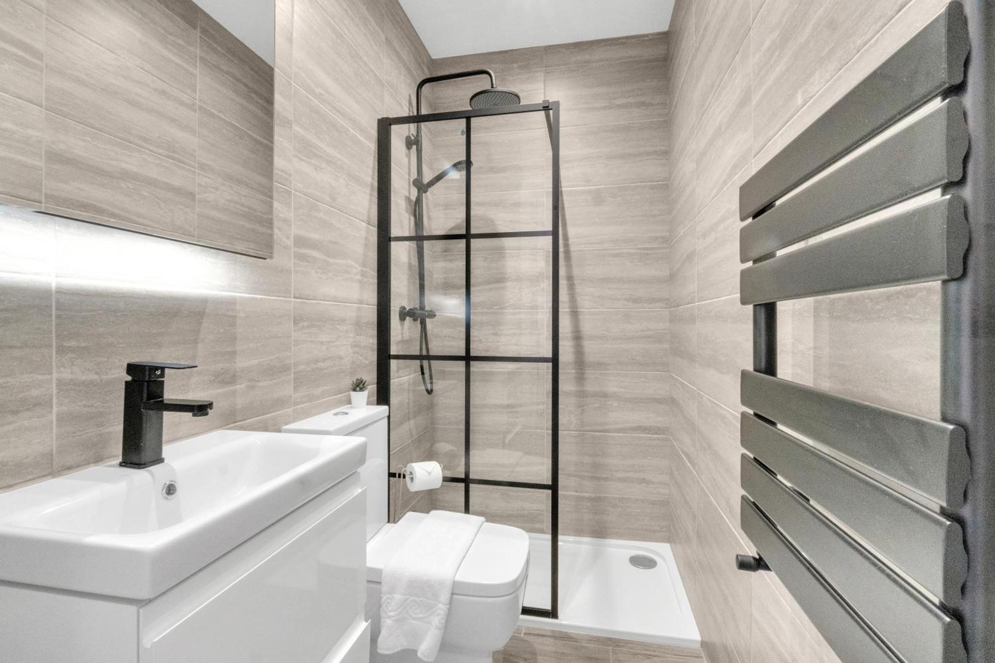 Homely North London Apartments Hendon The Hyde Esterno foto