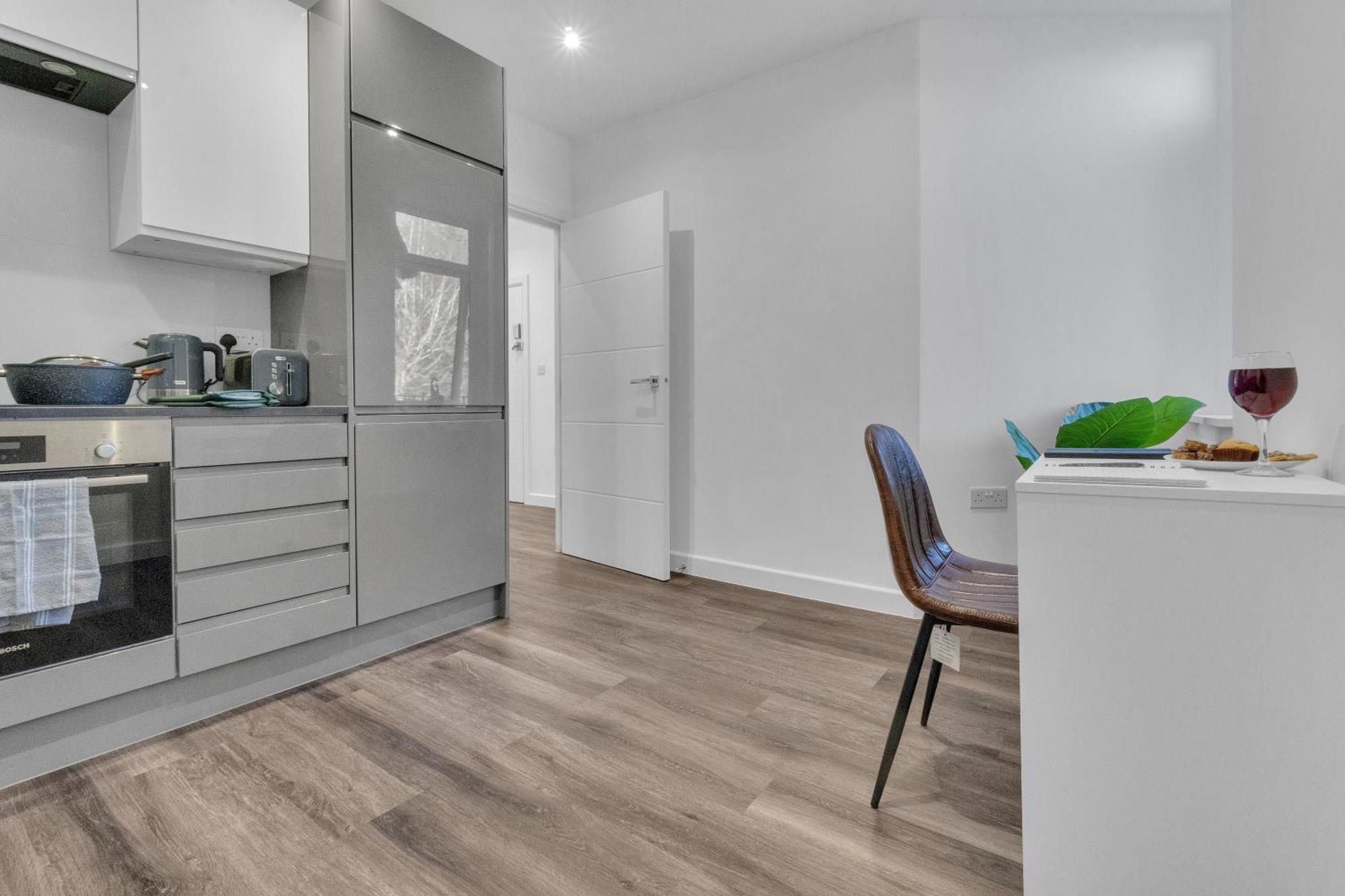 Homely North London Apartments Hendon The Hyde Esterno foto