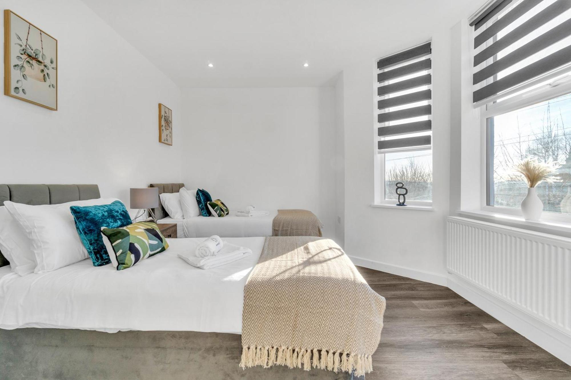 Homely North London Apartments Hendon The Hyde Esterno foto