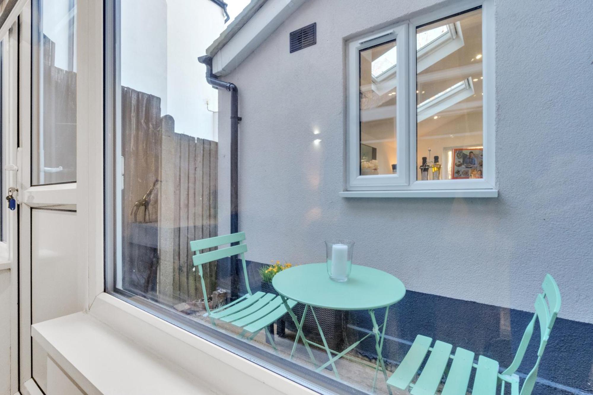 Homely North London Apartments Hendon The Hyde Esterno foto